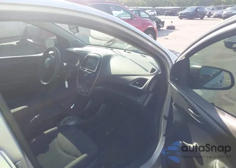 2019 Chevrolet Spark Ls Cvt z USA, uszkodzony, nr VIN KL8CB6SA8KC747839